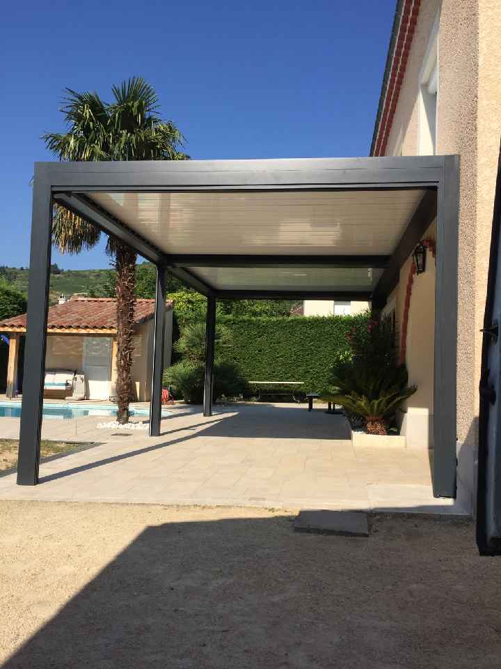 Pergola bioclimatique Valence